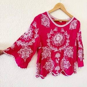 Solitaire Anthropologie Women's Pink Floral Embroidered Scoop Neck Blouse Size L